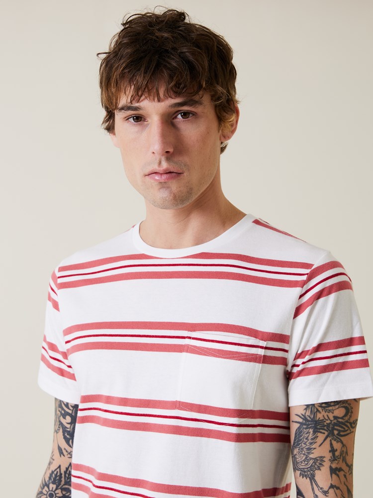 Stripe T-shirt 7051644672941 6.jpg_