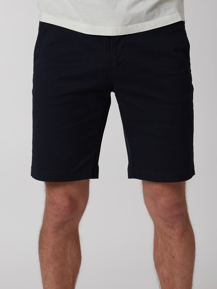 Crew chino shorts 7249913_C27-MRCAPUCHIN-H22-Modell-Front_chn=boys_9283.jpg_Front||Front