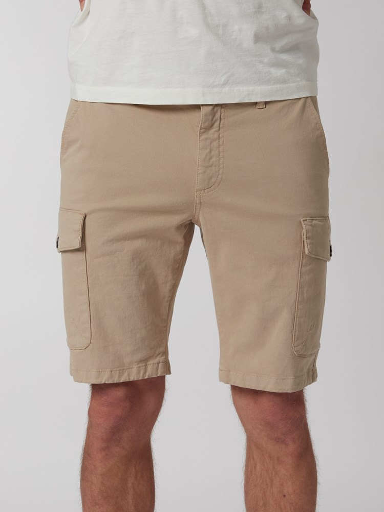 Capuchin cargo shorts 7250000_I4Y-MRCAPUCHIN-H22-Modell-Front_chn=boys_4514.jpg_Front||Front