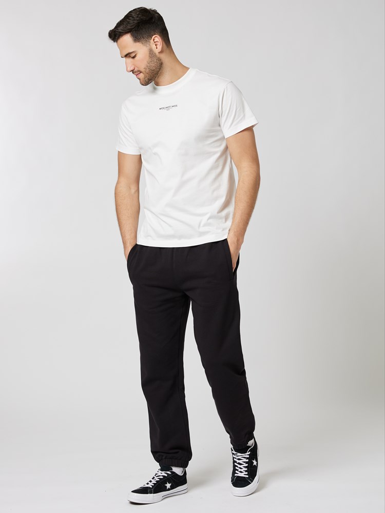 Gigant joggebukse 7504013_CAD-WOSNOTWOS-A23-Modell-Front_chn=boys_4551_Gigant joggebukse CAD.jpg_Front||Front