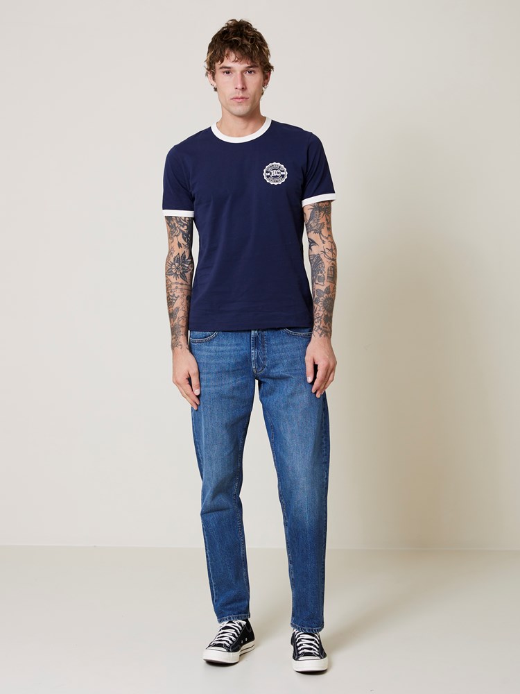 Contrast t-shirt Contrast t-shirt navy blazer_Contrast t-shirt EM1.jpg_