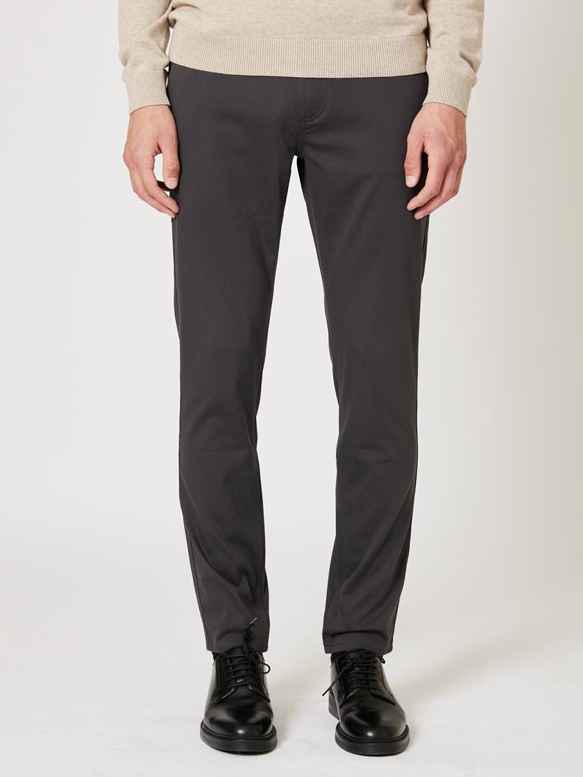 Slim soft chino S04