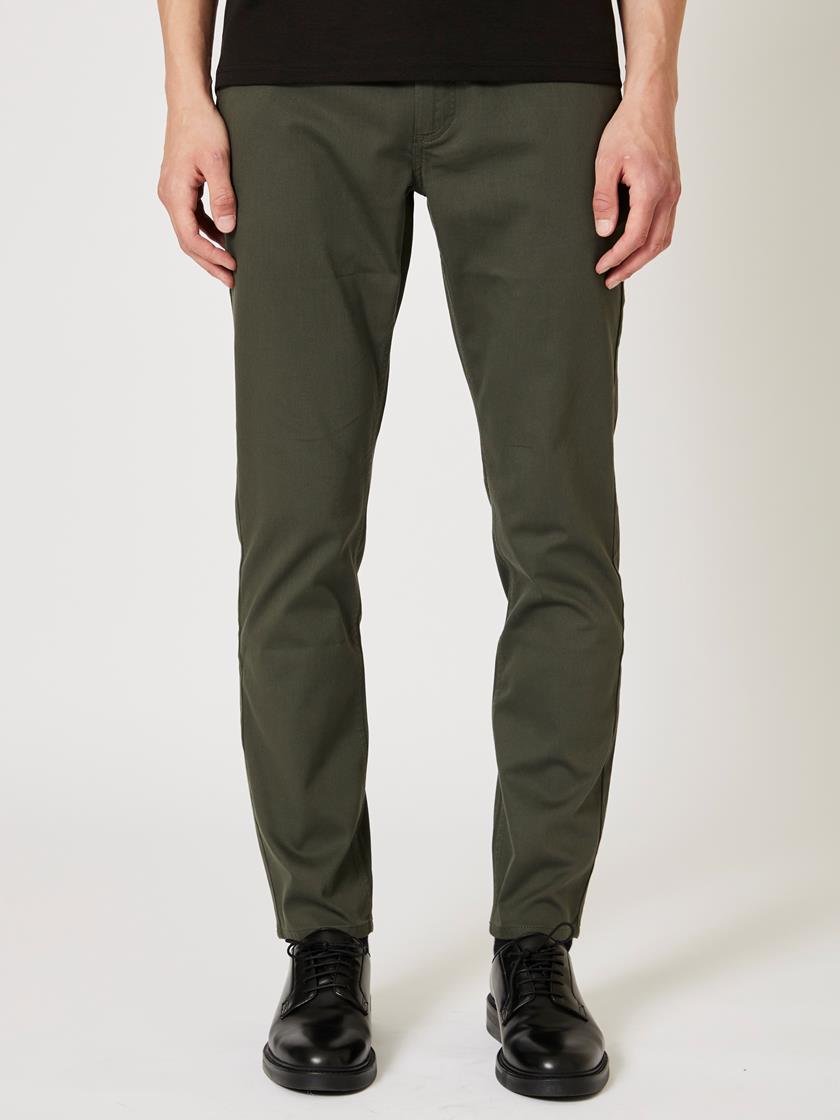 Slim soft chino R55